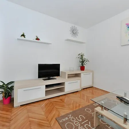 Feel Center Appartement Zadar
