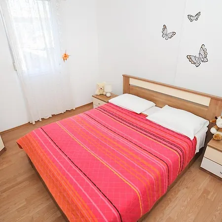 Feel Center Apartment *